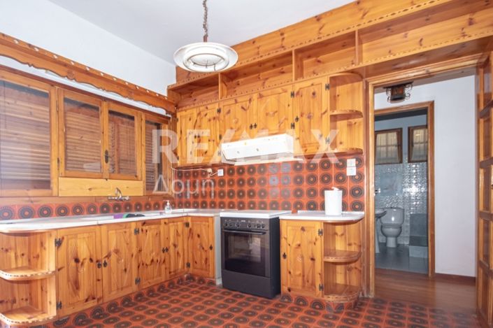 Image No.28-5 Bed Maisonette for sale