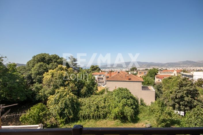 Image No.60-5 Bed Maisonette for sale