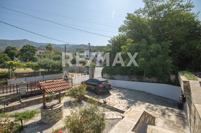 Image No.9-5 Bed Maisonette for sale