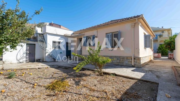 Image No.10-2 Bed Property for sale