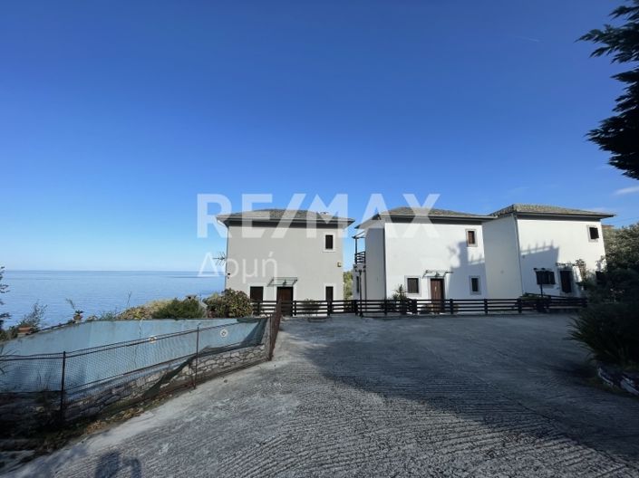 Image No.25-3 Bed Maisonette for sale