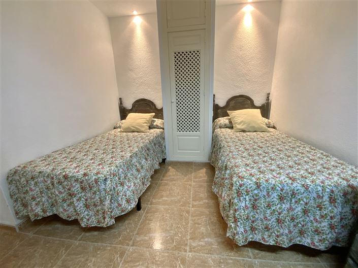 Image No.31-2 Bed Apartment for sale