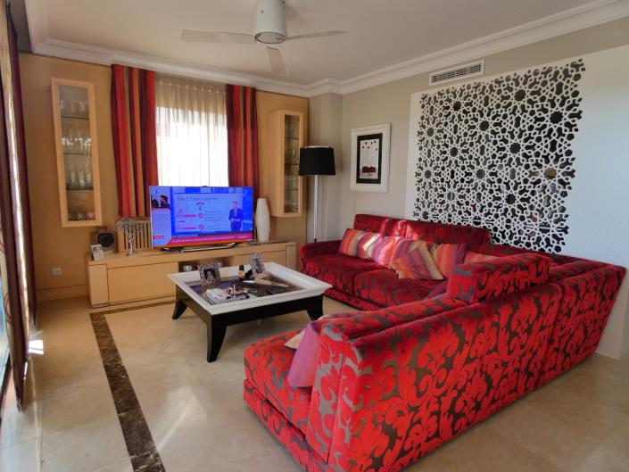 Image No.16-3 Bed Villa / Detached for sale