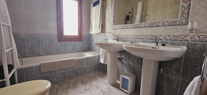 Image No.24-3 Bed Finca for sale