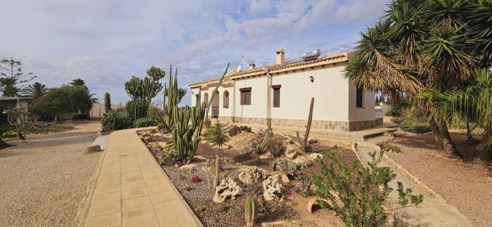 Image No.2-3 Bed Finca for sale
