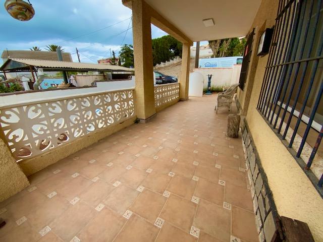 Image No.4-3 Bed Villa / Detached for sale