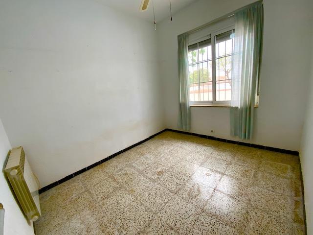 Image No.15-3 Bed Villa / Detached for sale