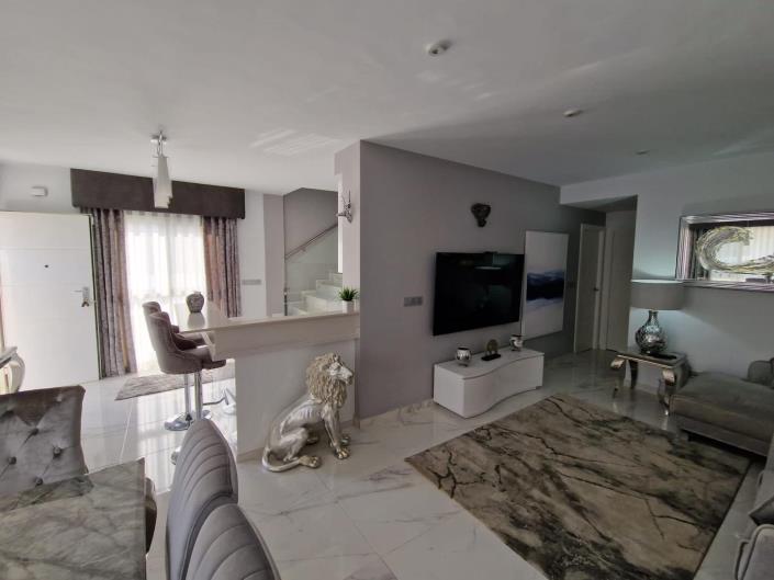 Image No.3-Villa / Détaché de 4 chambres à vendre à Murcie