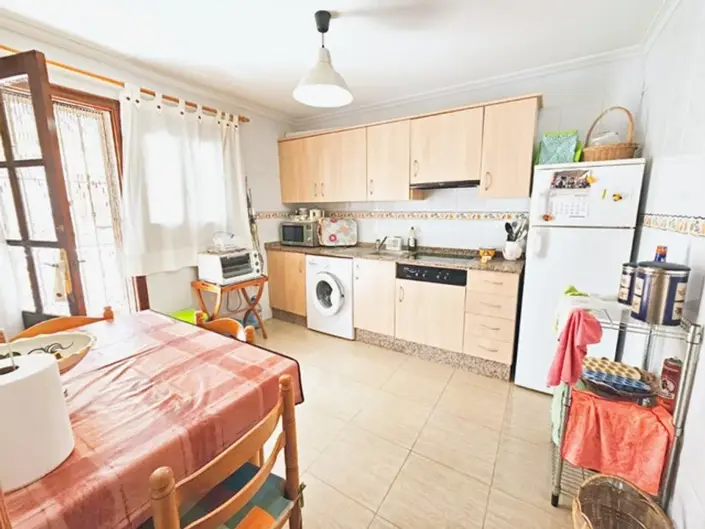 Image No.10-2 Bed Apartment for sale