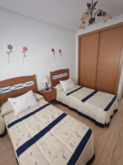 Image No.9-3 Bed Townhouse for sale