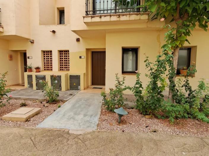 Image No.3-2 Bed Townhouse for sale