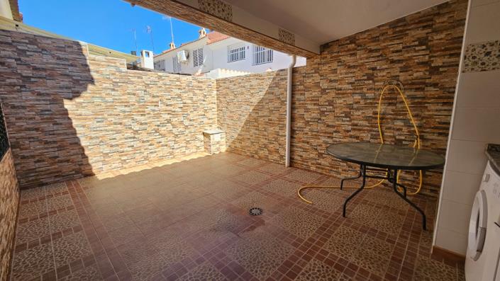 Image No.25-3 Bed Duplex for sale