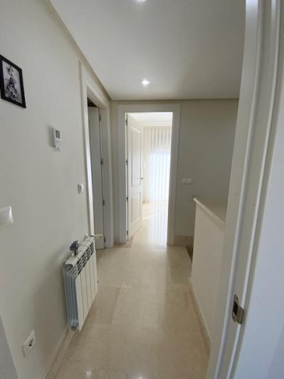 Image No.31-2 Bed Townhouse for sale