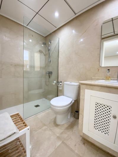 Image No.33-2 Bed Townhouse for sale