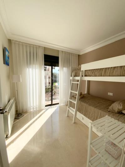 Image No.35-2 Bed Townhouse for sale