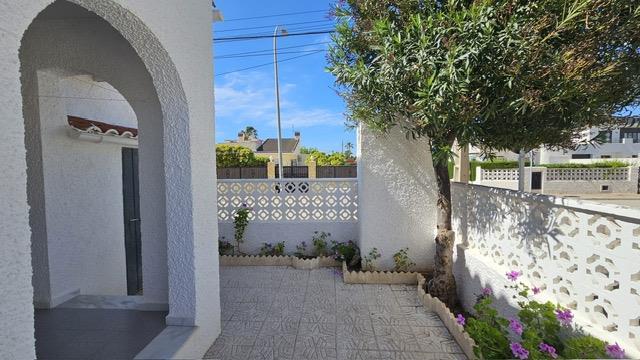 Image No.9-Bungalow de 3 chambres à vendre à Los Alcázares