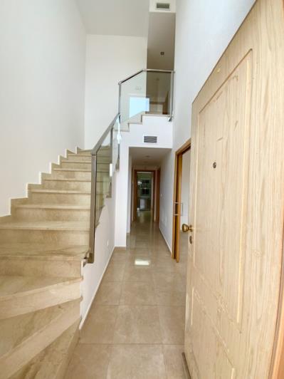 Image No.8-4 Bed Duplex for sale