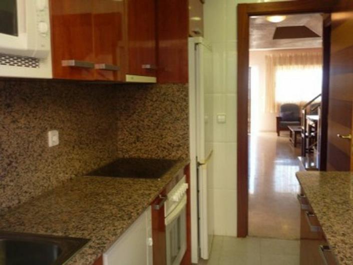 Image No.4-3 Bed Townhouse for sale