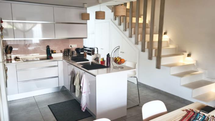 Image No.8-3 Bed Townhouse for sale