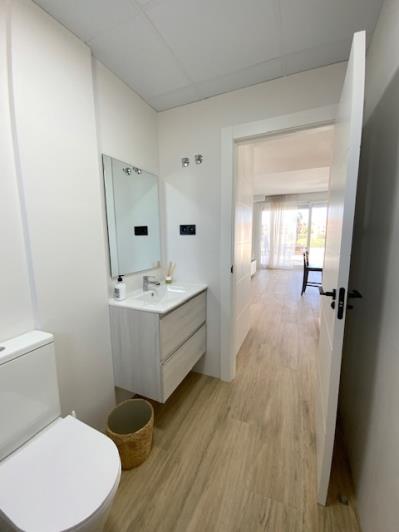 Image No.17-3 Bed Villa for sale