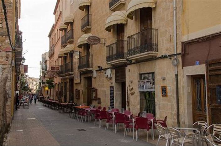 Image No.12-3 Bed Townhouse for sale