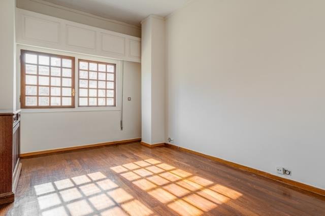 Image No.20-3 Bed Apartment for sale