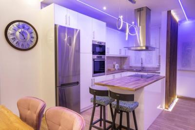 1 - Athens, Apartment