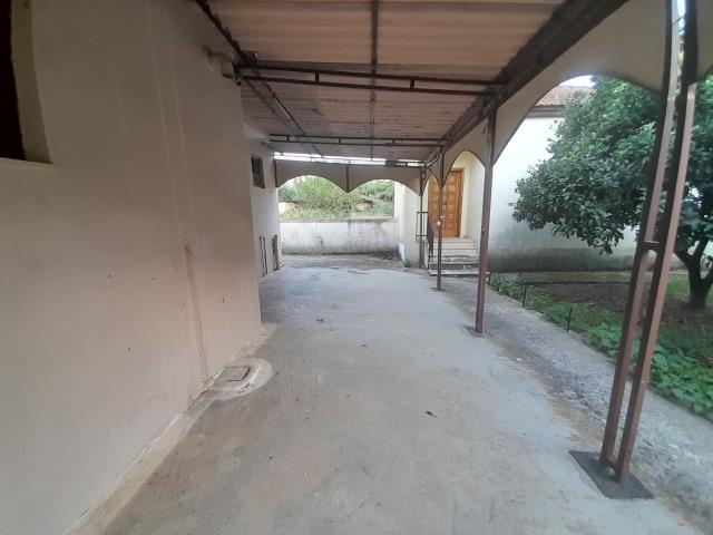 Image No.8-2 Bed Land for sale