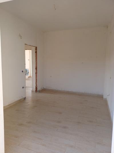 Image No.9-4 Bed Land for sale