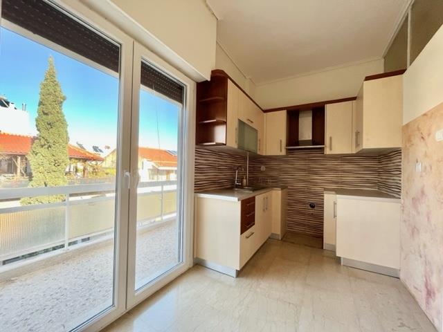 Image No.2-Appartement de 3 chambres à vendre à Athènes