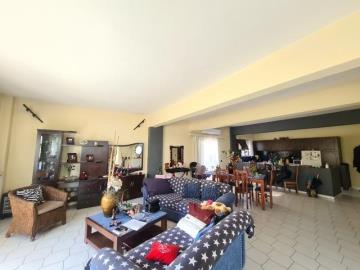 1 - Attique, Appartement