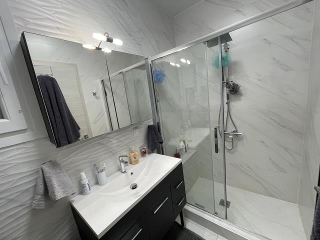 Image No.13-5 Bed Apartment for sale