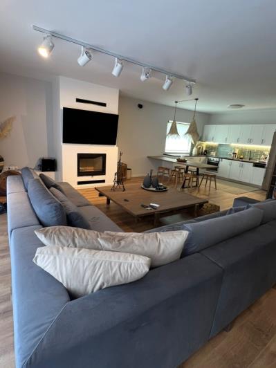 Image No.2-4 Bed Apartment for sale