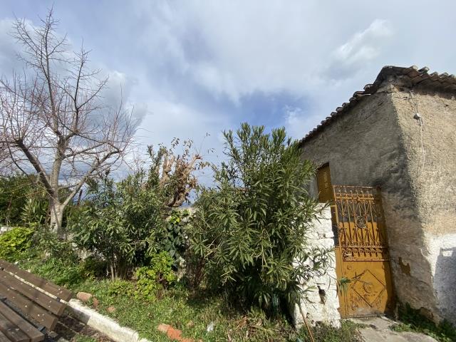 Image No.4-3 Bed Land for sale