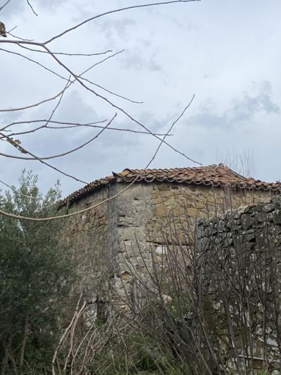 Image No.6-3 Bed Land for sale