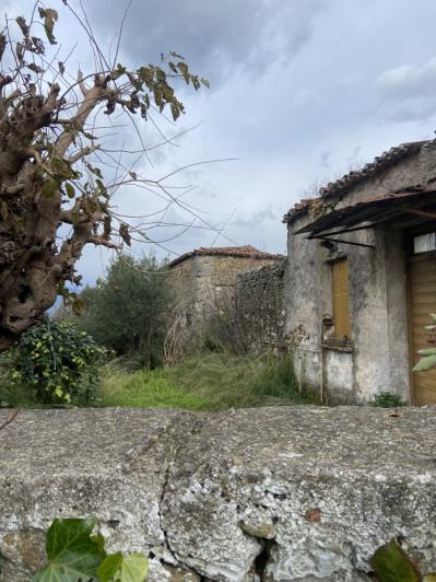 Image No.7-3 Bed Land for sale