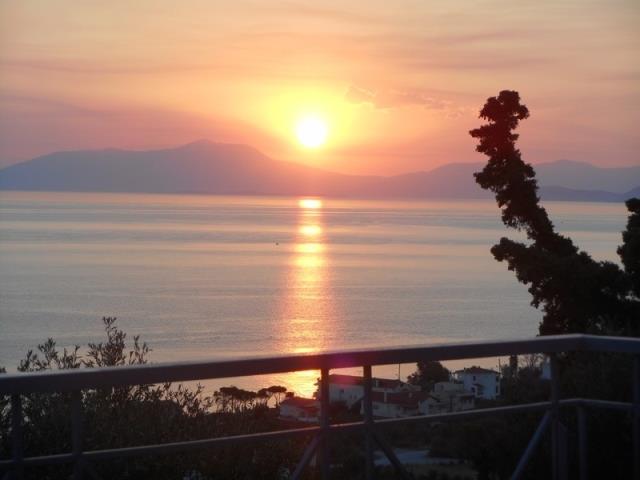 Image No.10-3 Bed Villa / Detached for sale