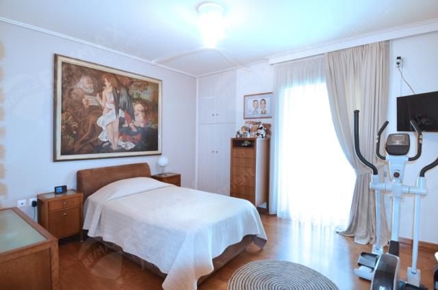 Image No.18-3 Bed Apartment for sale