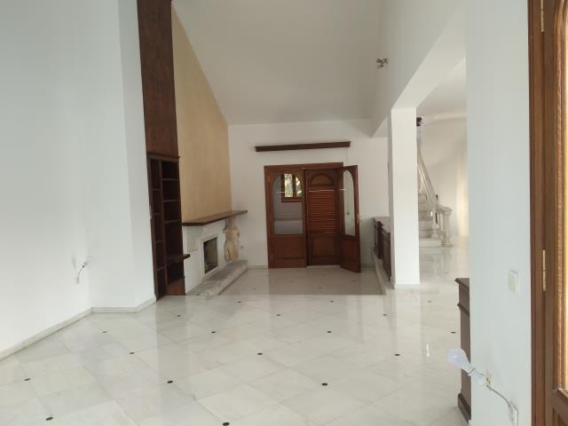 Image No.19-5 Bed Villa / Detached for sale