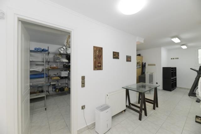 Image No.15-3 Bed House for sale