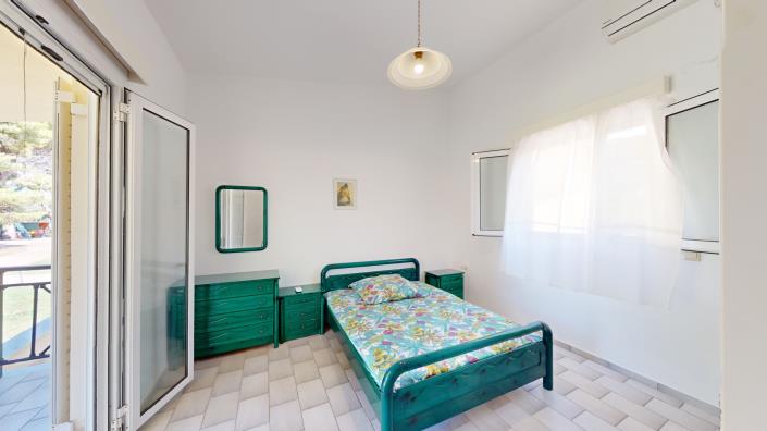 Image No.3-8 Bed House/Villa for sale