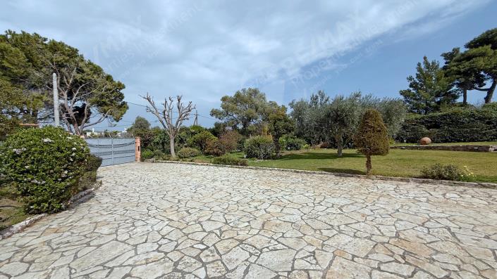 Image No.10-Villa de 6 chambres à vendre à Nea Makri