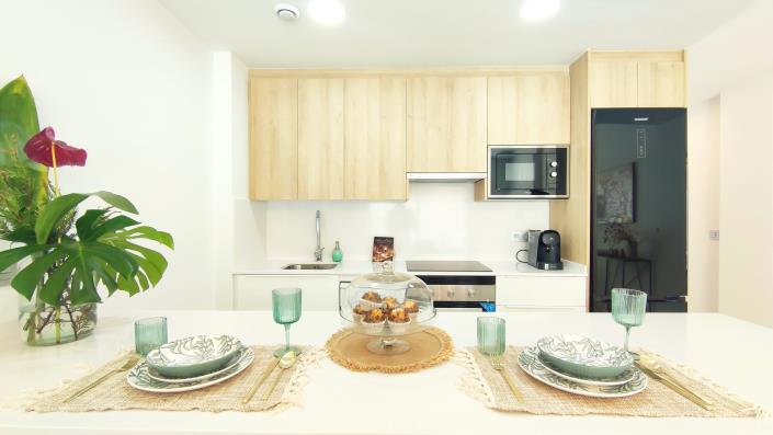 Image No.14-3 Bed Townhouse for sale