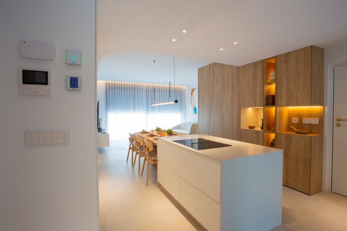 Image No.11-3 Bed Apartment for sale