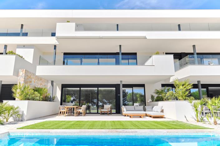 Image No.38-3 Bed Apartment for sale