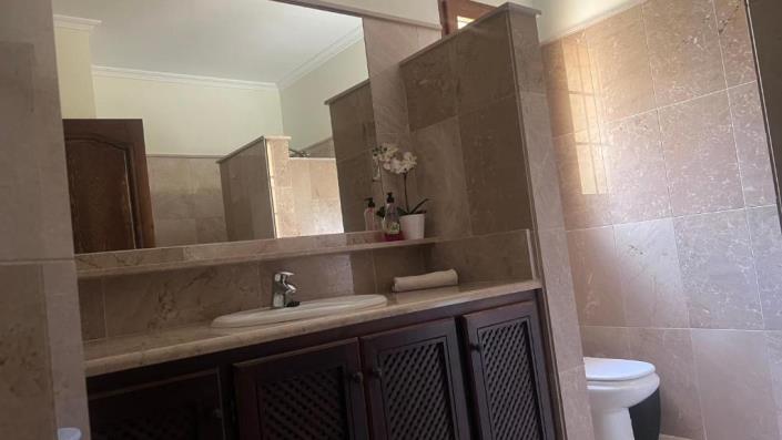 Image No.24-4 Bed House/Villa for sale