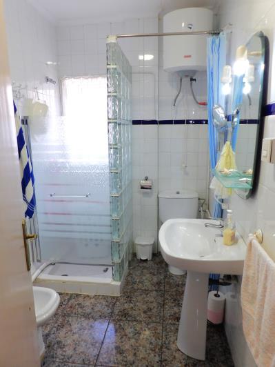 Image No.3-3 Bed Apartment for sale