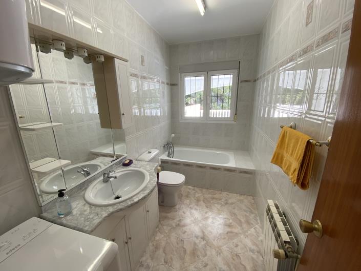 Image No.56-2 Bed House/Villa for sale