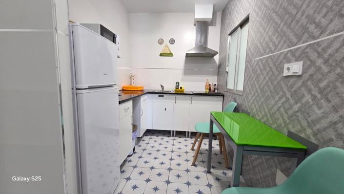 Image No.27-2 Bed Apartment for sale