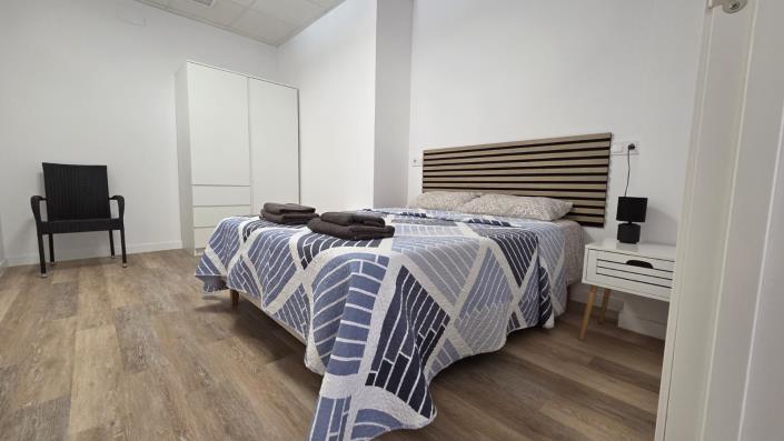 Image No.20-2 Bed Apartment for sale